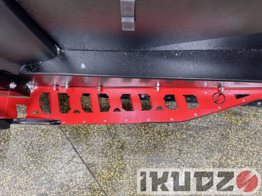 Snowmobile Ikudzo Hunter 650LS 28 Expert V2